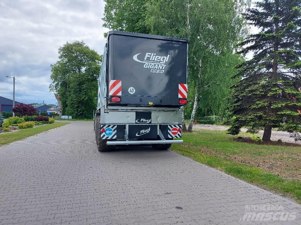 Fliegl ASW 391 箱式拖车