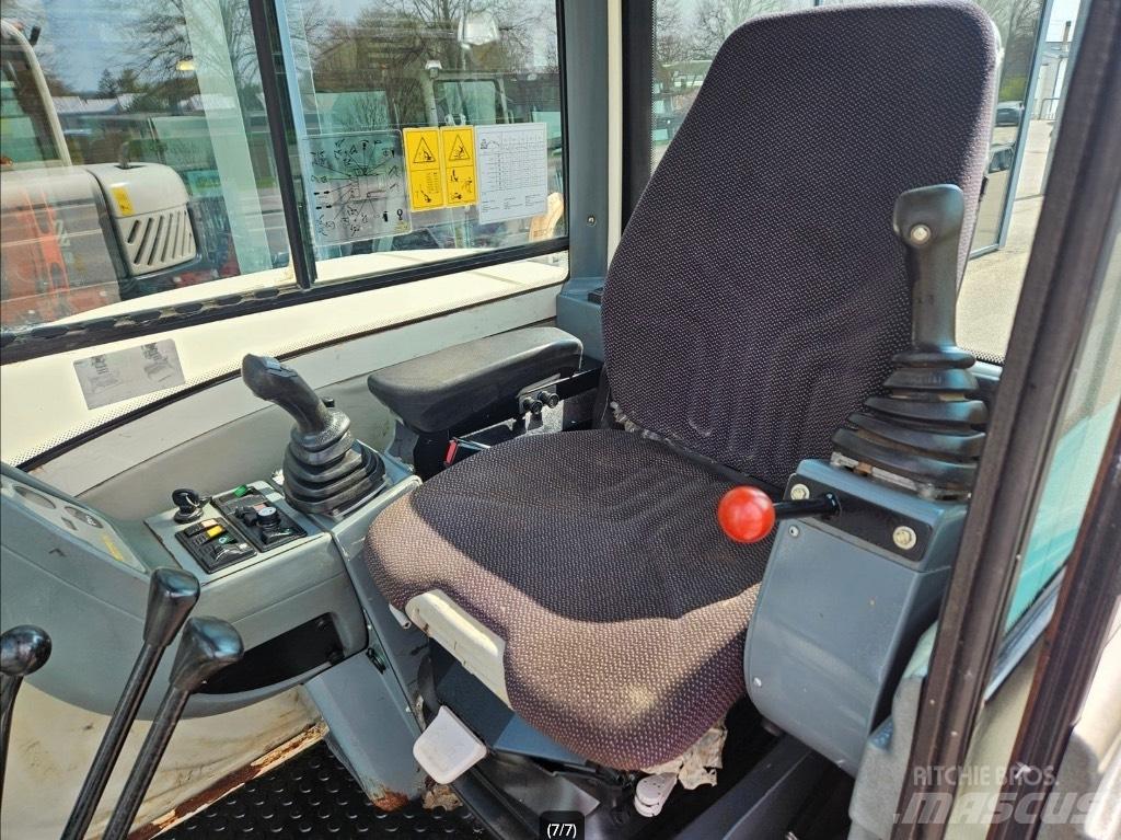 Terex TC 75 中型挖掘机