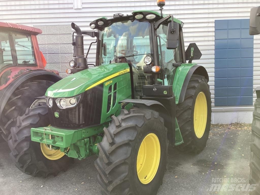 John Deere 6120M 拖拉机/农用车