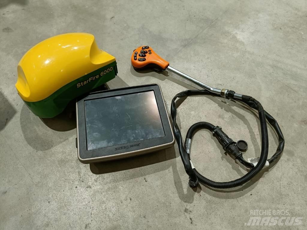 John Deere R 962 i 牵引式喷雾机