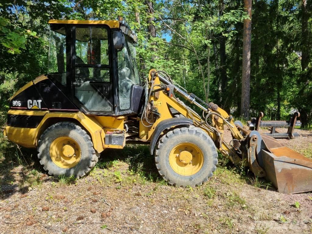 CAT 906 轮式装载机