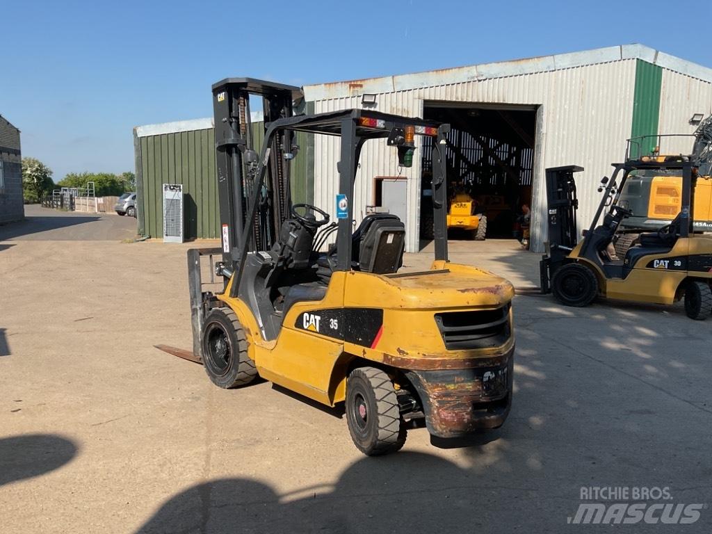 CAT DP35NT 柴油叉车