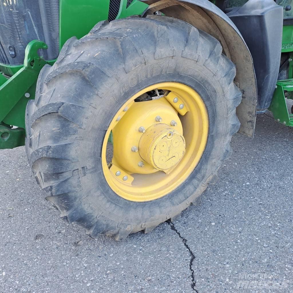 John Deere 5125R 拖拉机/农用车