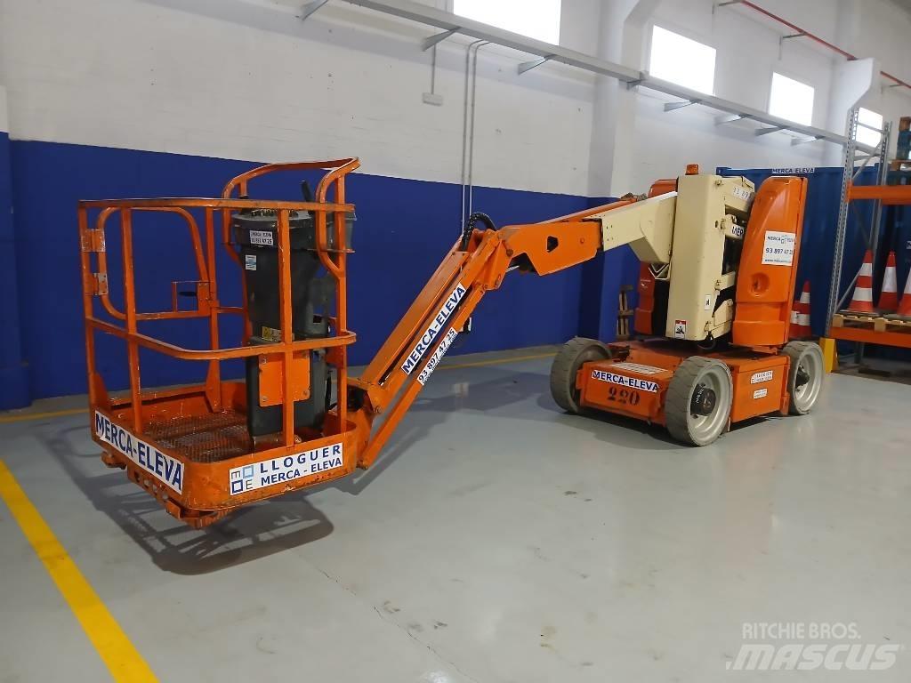 JLG E 300 AJ 曲臂高空工作平台