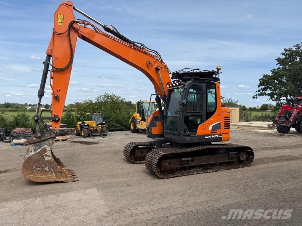 Doosan DX 140 LCR-5 履带挖掘机