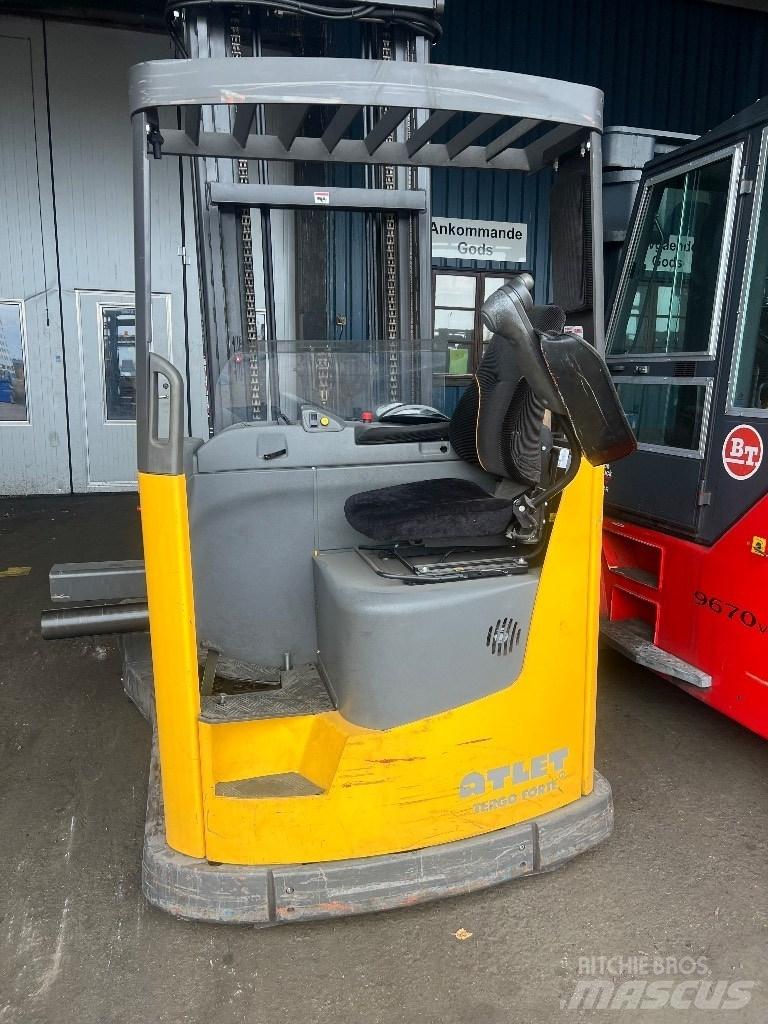 Atlet UFS250 四轮前移式叉车