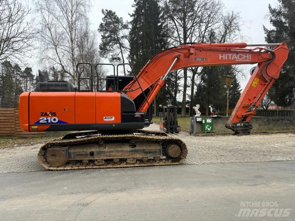 Hitachi ZX 210-6 履带挖掘机