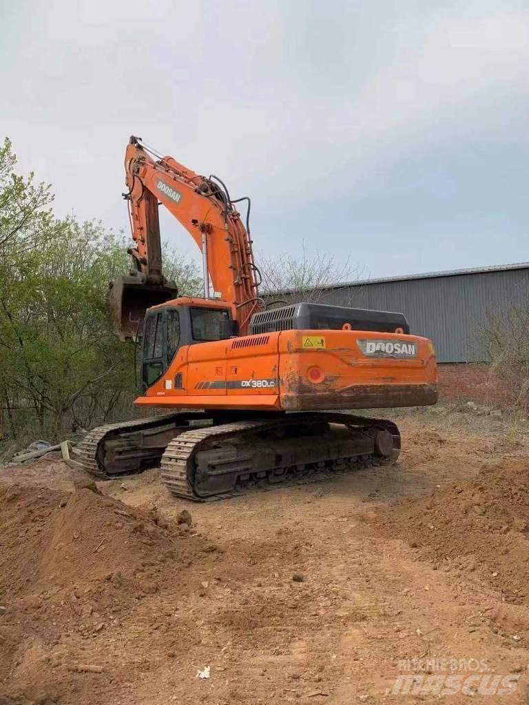 Doosan DX 380 LC 履带挖掘机