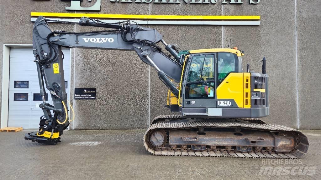 Volvo ECR 235 E L 履带挖掘机