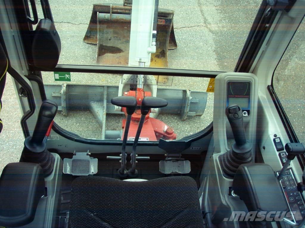 Takeuchi TB 216 小型挖掘机