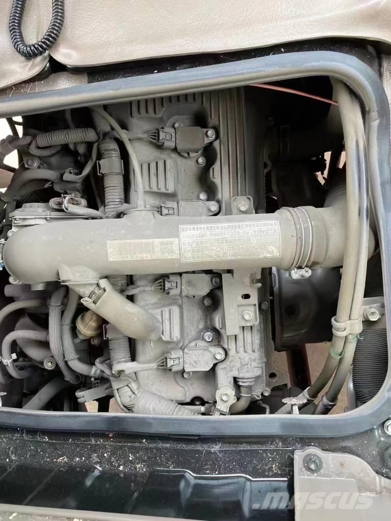 Toyota Coaster Bus 迷你巴士