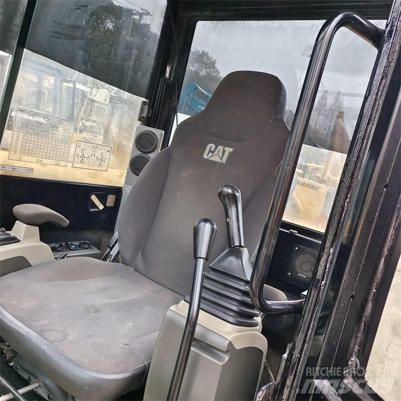 CAT 306 E 小型挖掘机