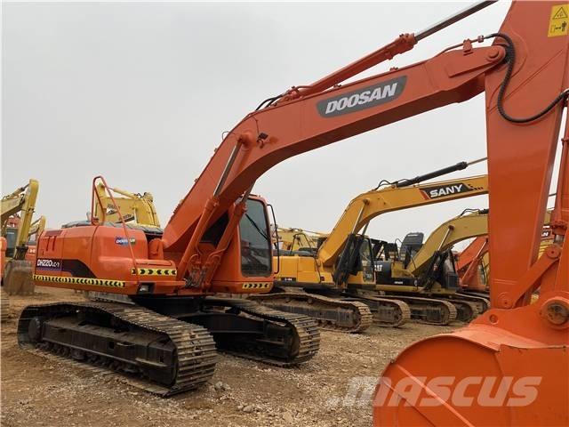 Doosan DH220LC-7 履带挖掘机
