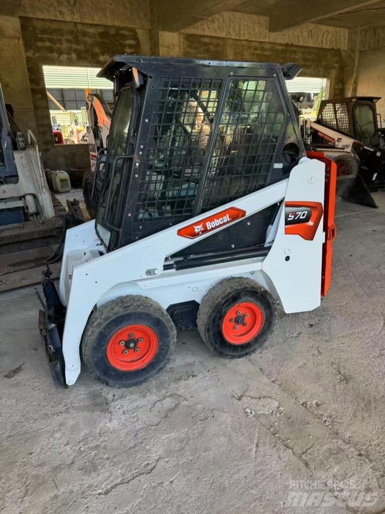 Bobcat S 70 滑移装载机