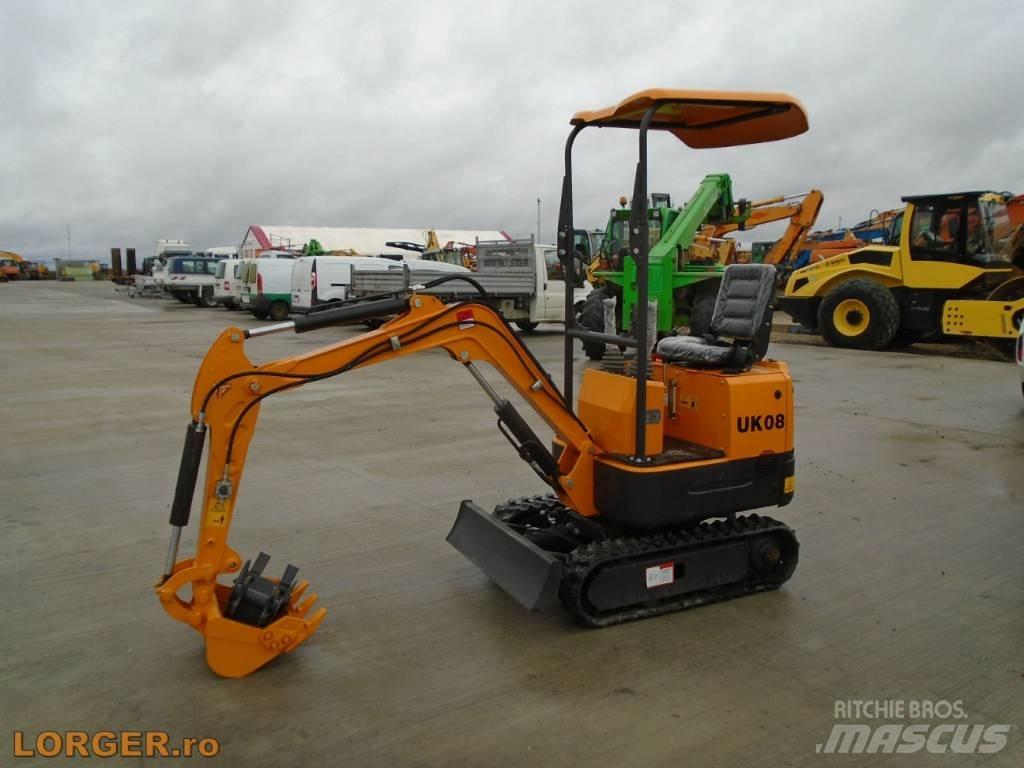Uni UK08 小型挖掘机