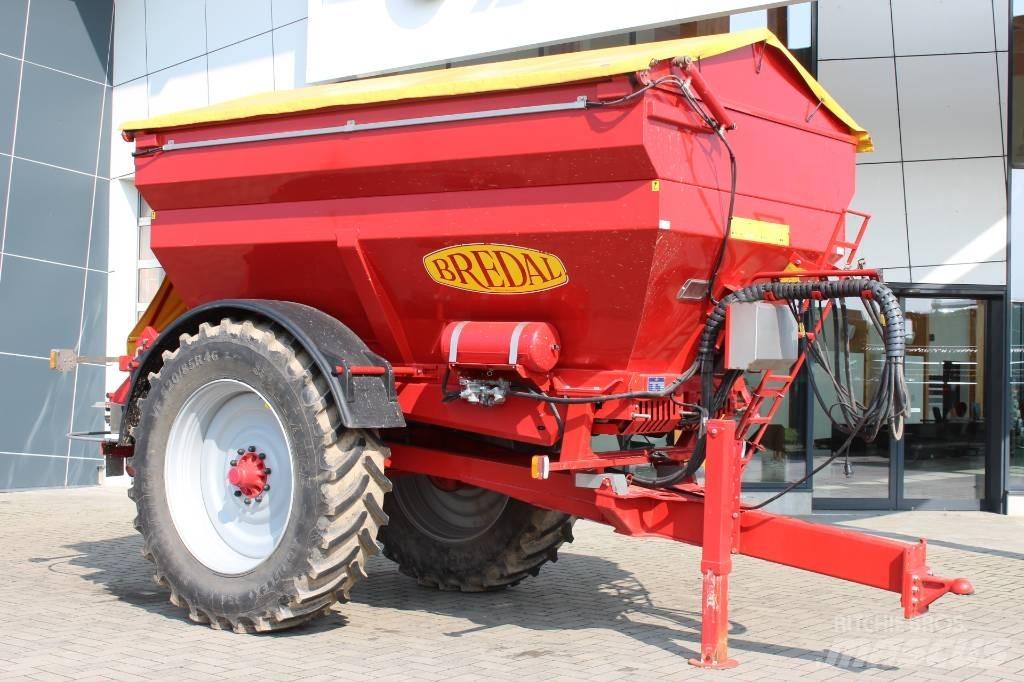 Bredal F 10 矿物肥料撒播机