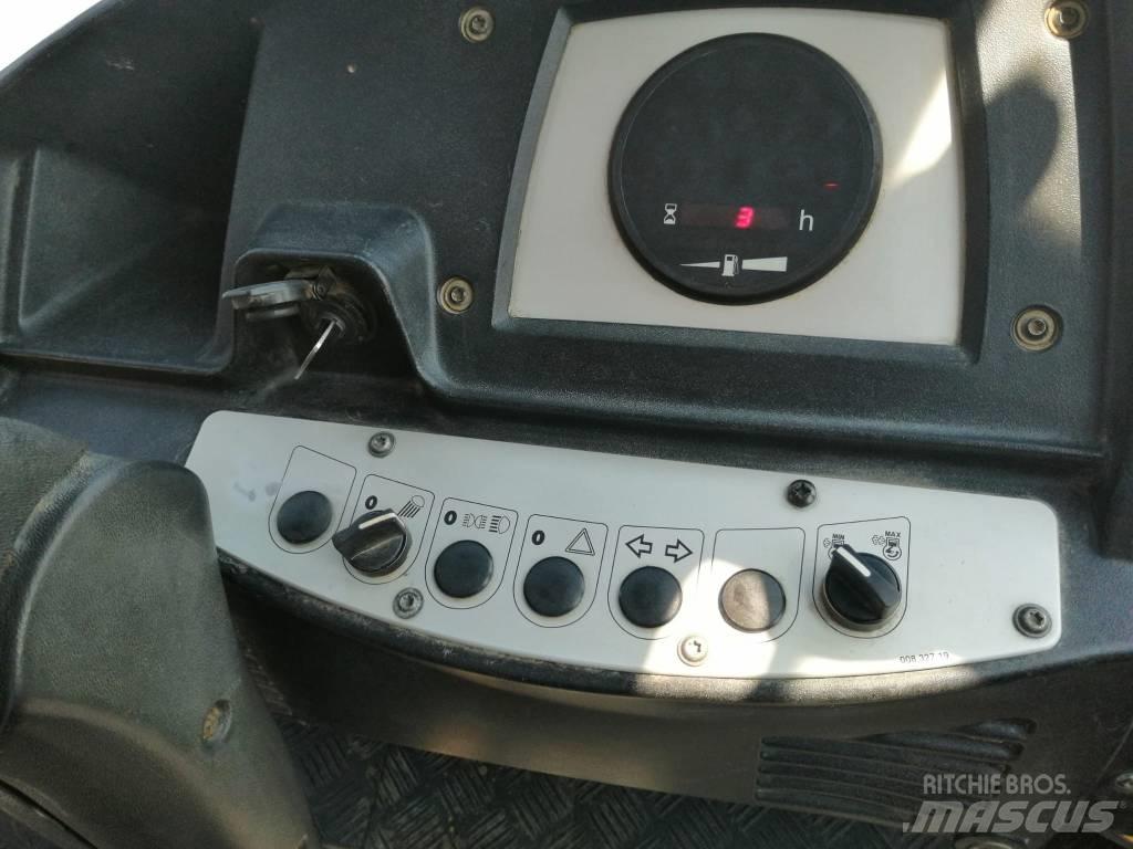 Bomag BW 177 D-4 单轮压路机