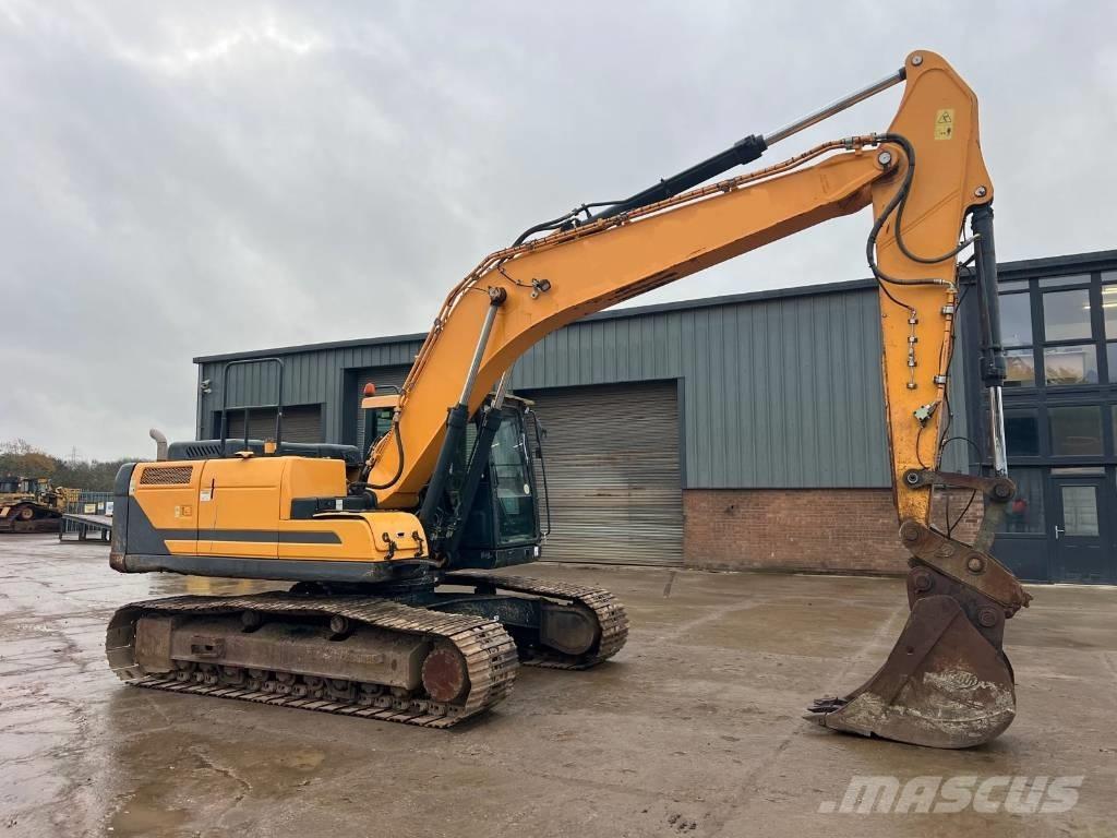 Hyundai HX 220 L 履带挖掘机