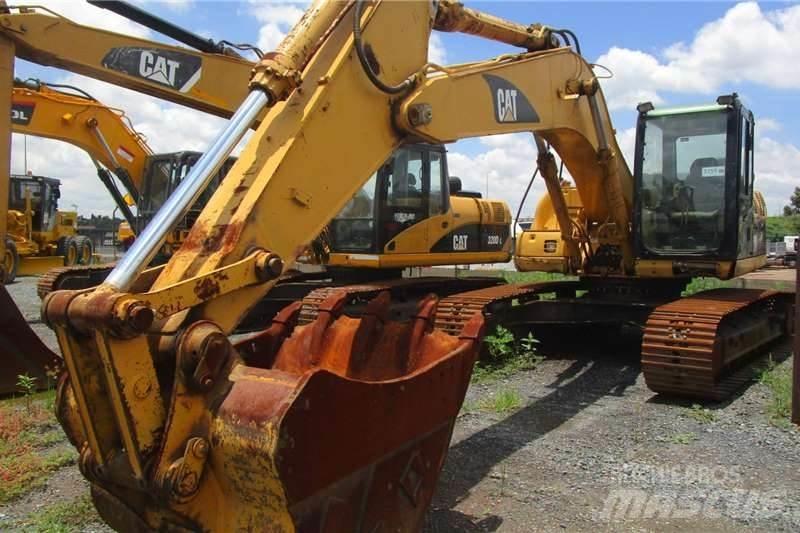 CAT 320C 小型挖掘机