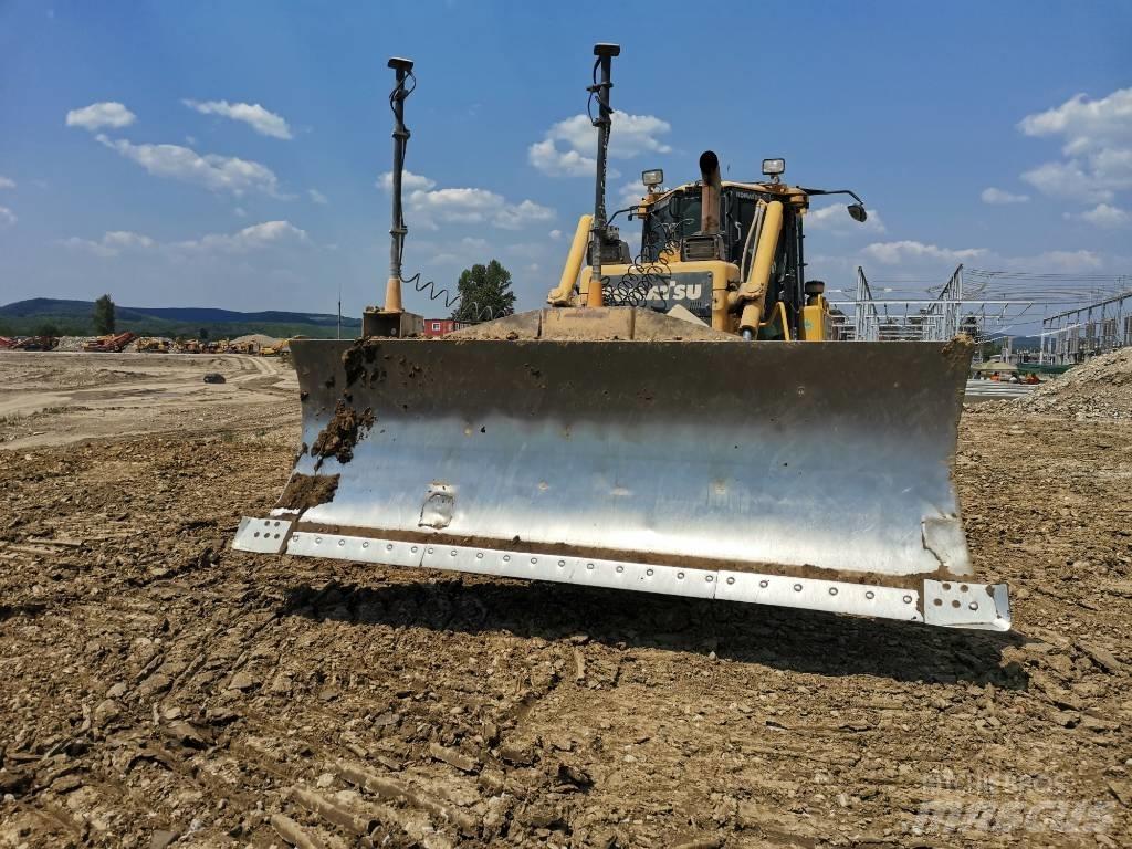 Komatsu D 65 PX-17 履带式推土机
