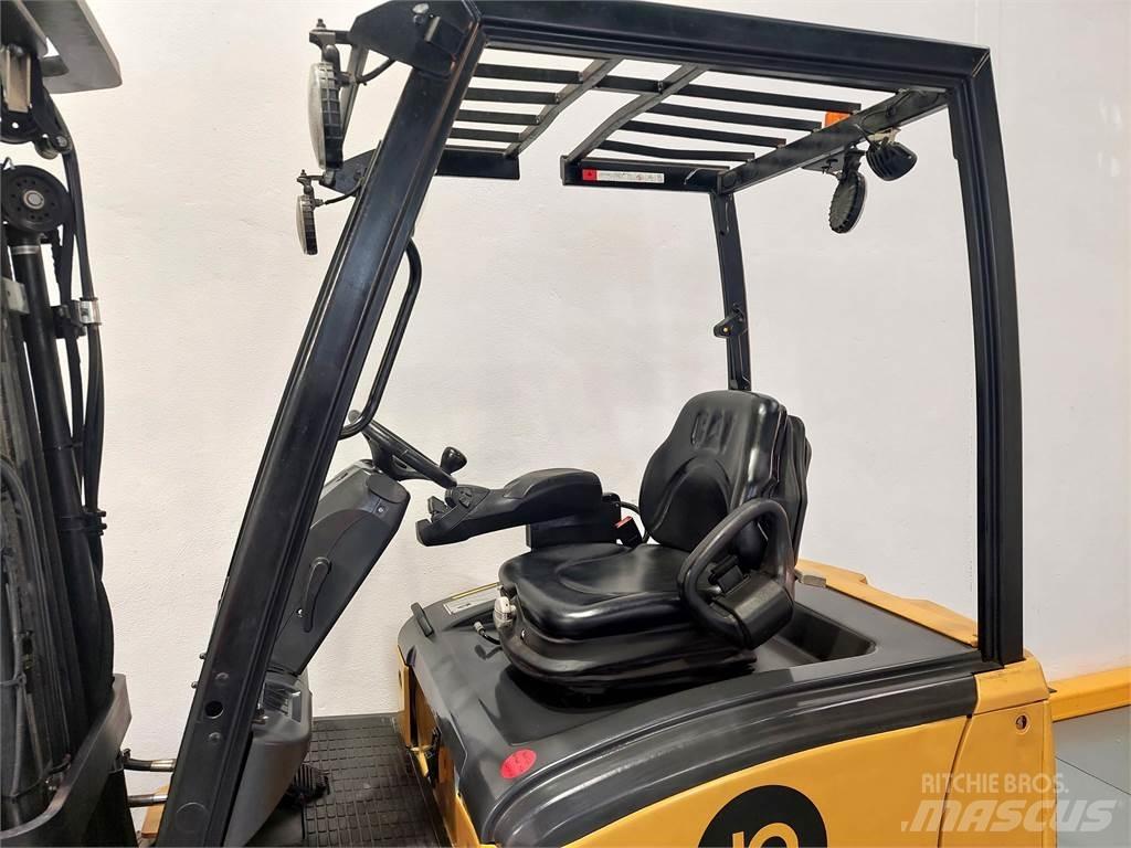 CAT EP20PNT 电动叉车