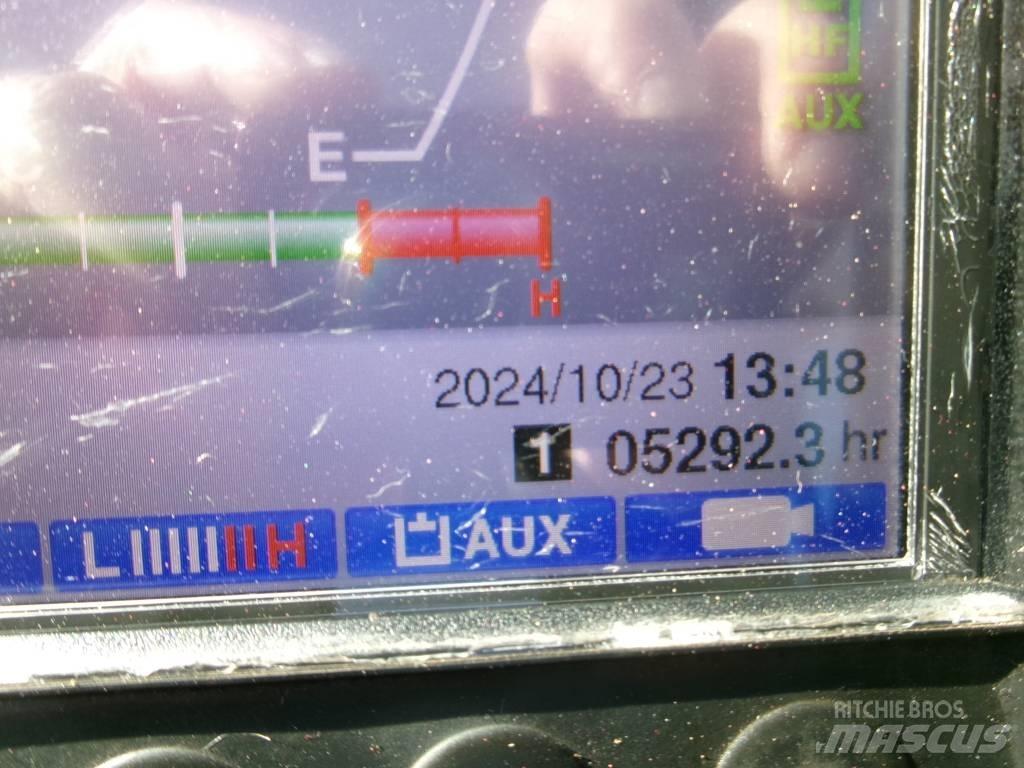 Takeuchi TB290-2 中型挖掘机