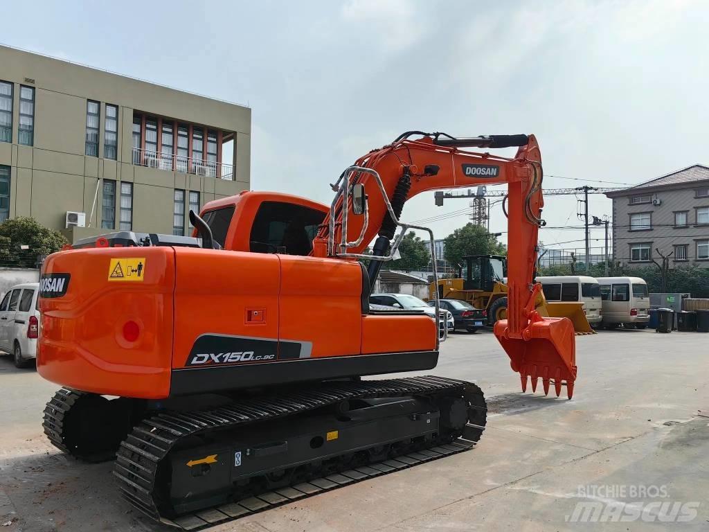 Doosan DX 150 - 9C 小型挖掘机