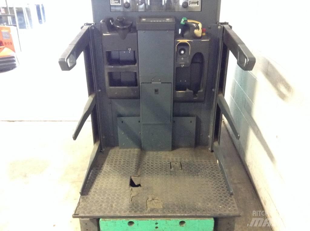 Mitsubishi EOP11N2 中端式装载机