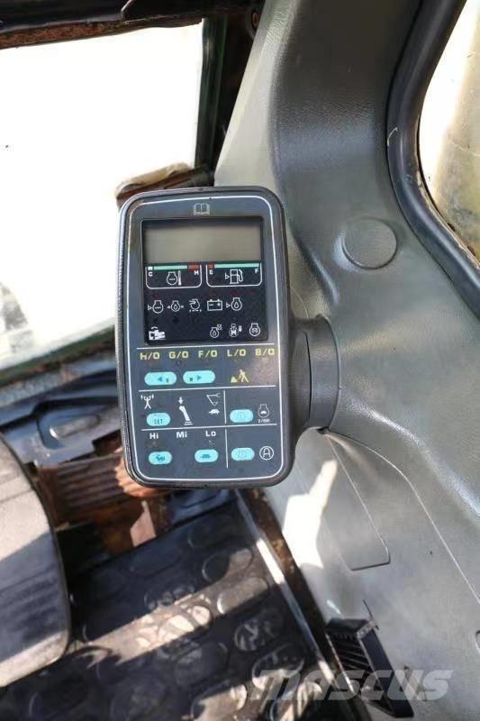 Komatsu PC 120-6E 小型挖掘机