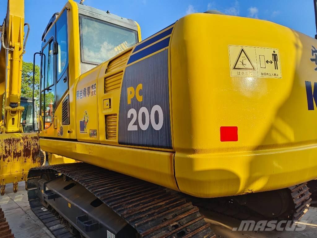 Komatsu PC 200-8 履带挖掘机