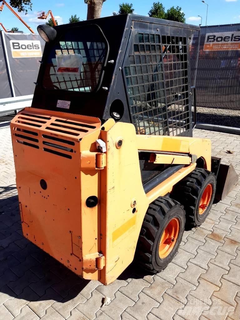 Bobcat S 70 滑移装载机