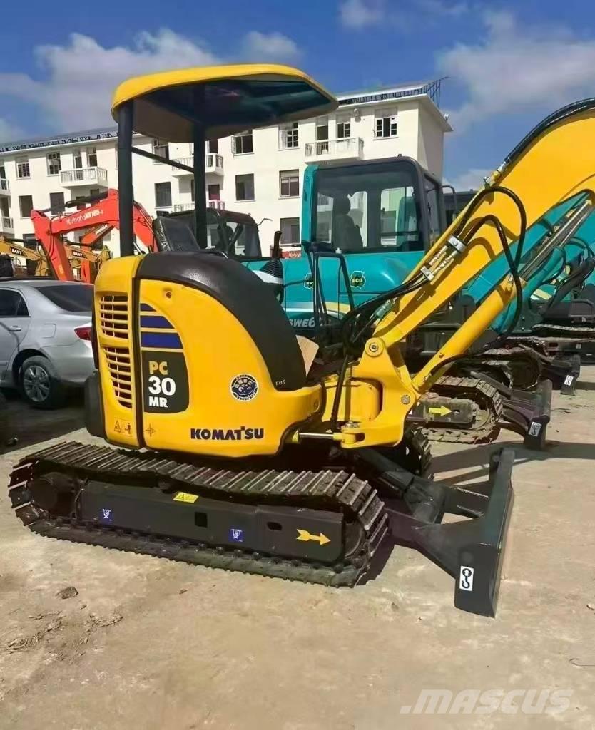Komatsu PC 30 小型挖掘机