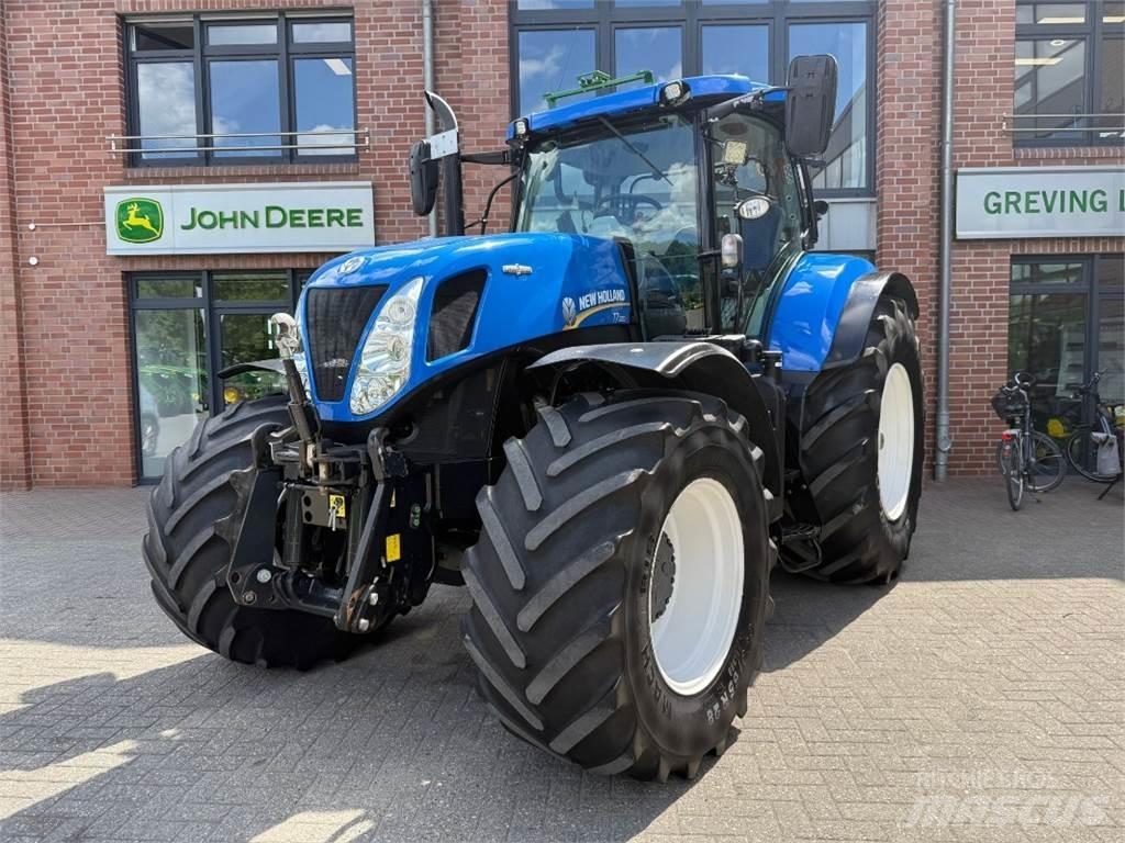 New Holland T7.220 拖拉机/农用车