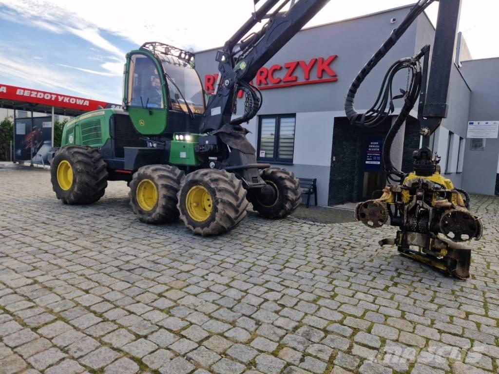 John Deere 1070 E 收割机