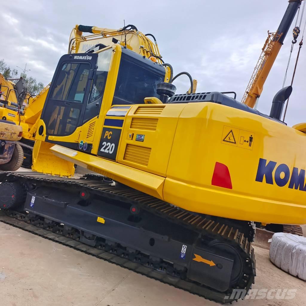 Komatsu PC 220-7 履带挖掘机