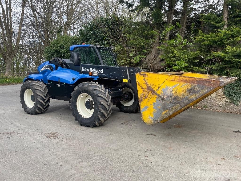 New Holland LM 435 A 电动叉车