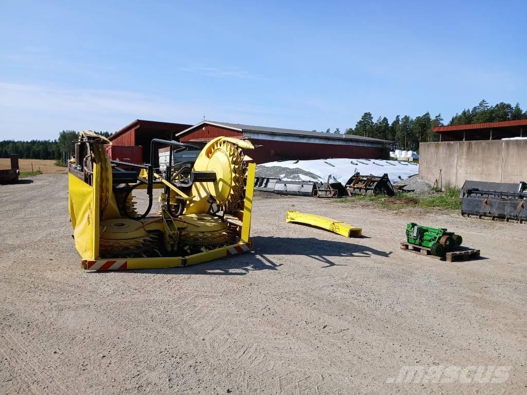 John Deere 460 Plus 自走式青贮饲料收割机