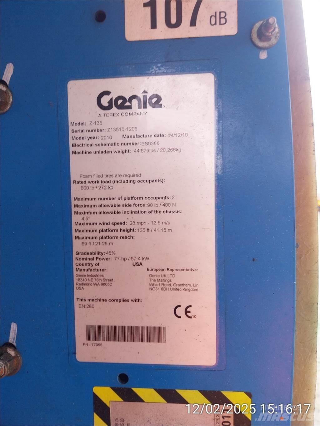 Genie Z135/70 曲臂高空工作平台