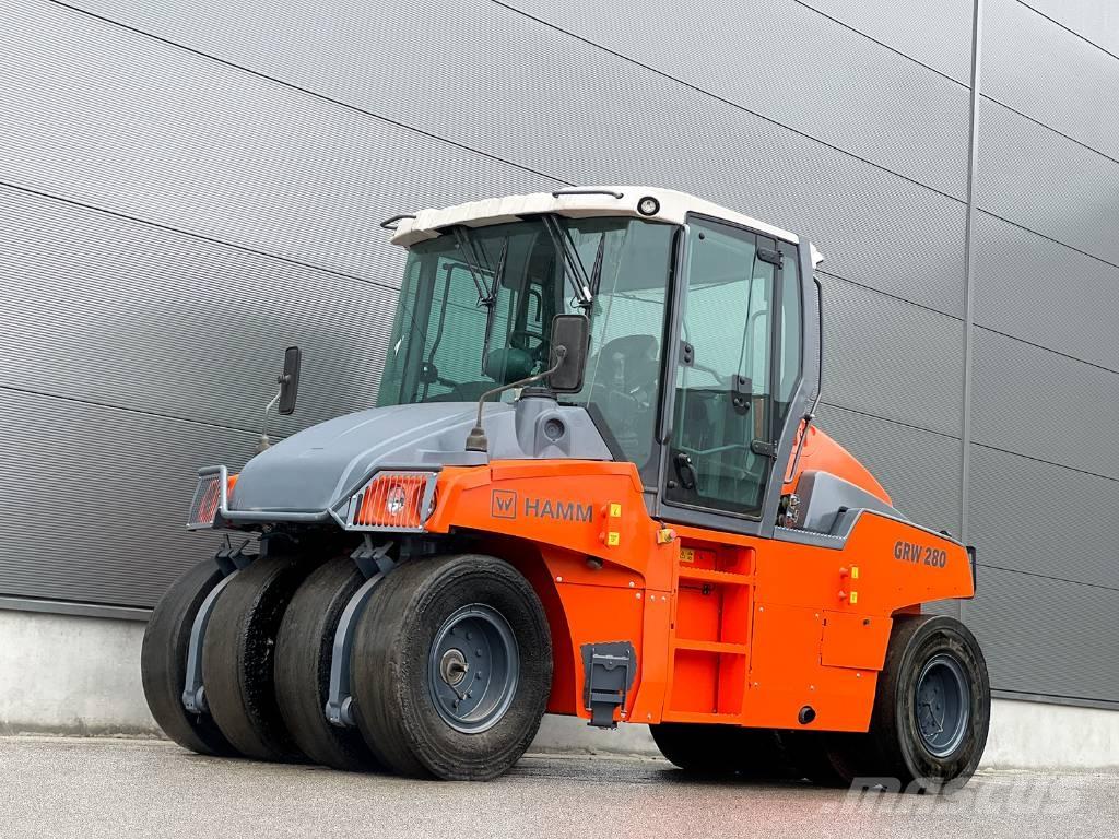 Hamm GRW 280-10 胶轮压路机