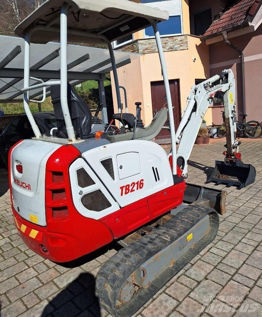 Takeuchi TB 216 小型挖掘机