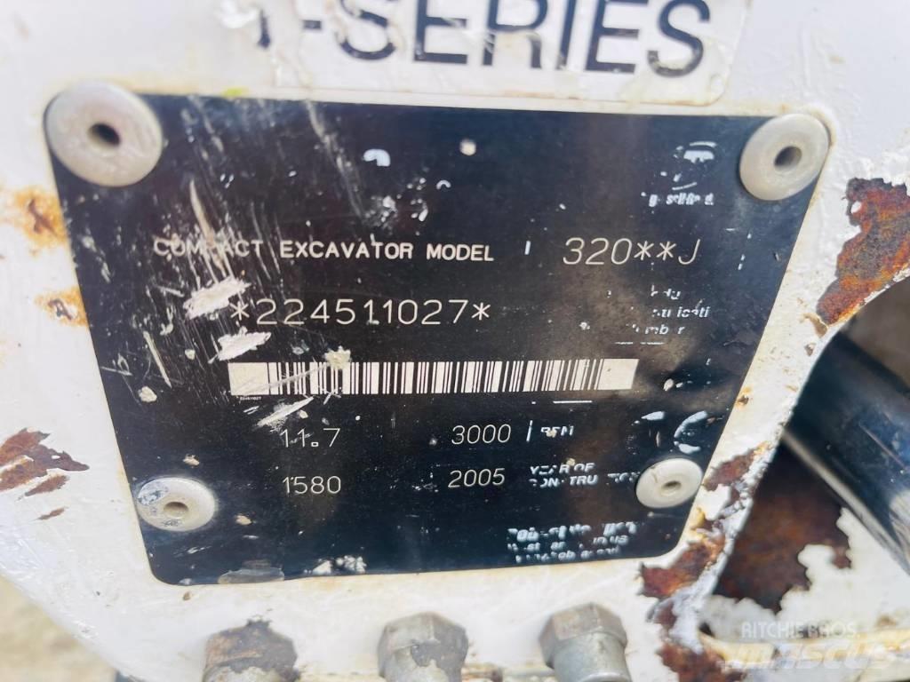 Bobcat 320 小型挖掘机
