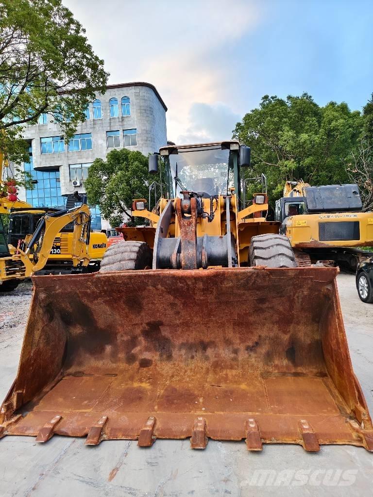 Volvo L 120 轮式装载机