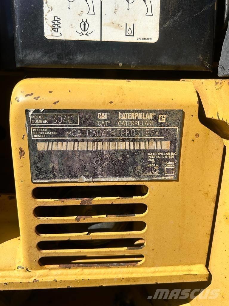 CAT 304 C CR 小型挖掘机