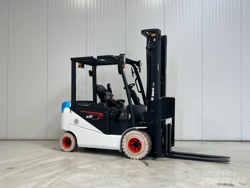 Bobcat B35NS 电动叉车