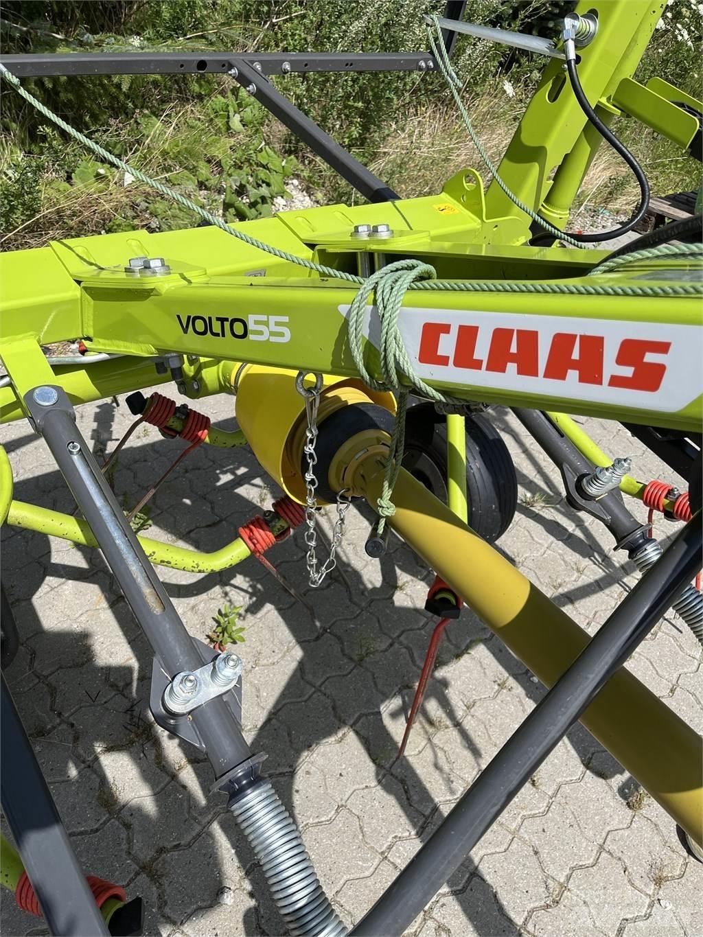 CLAAS Volto 55 犁耙和摊草机