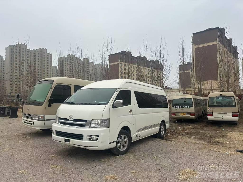 Toyota Coaster 公路客运汽车
