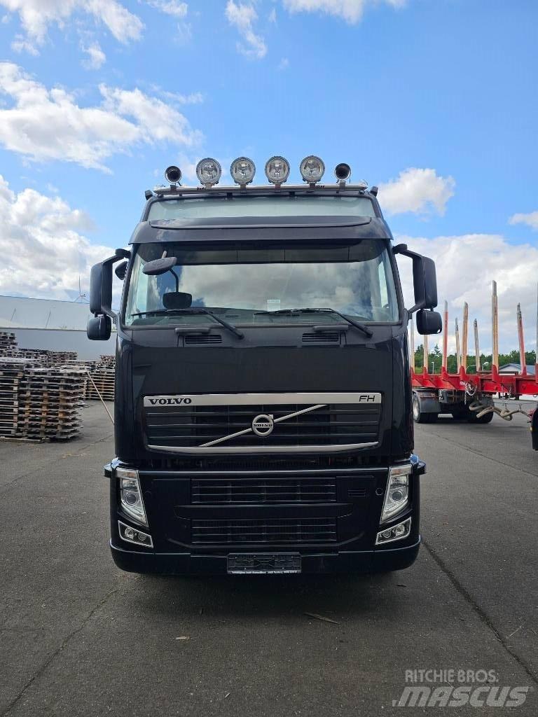 Volvo FM/FH-6X4R 木材运输车