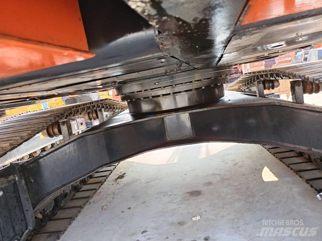 Doosan DX300-9 履带挖掘机