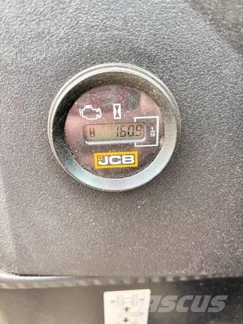 JCB 19 C-1 小型挖掘机