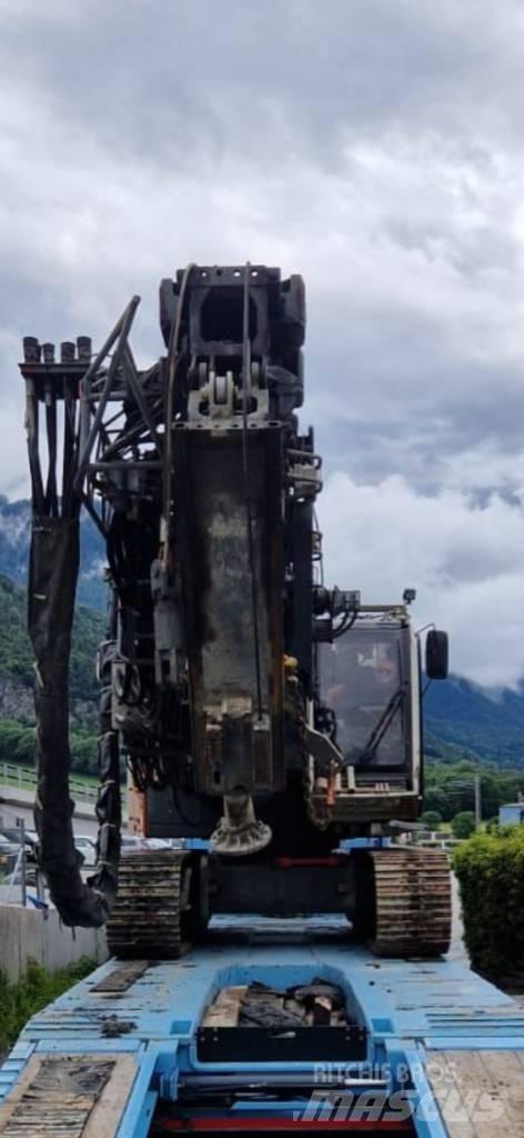 Liebherr LB16 打桩机